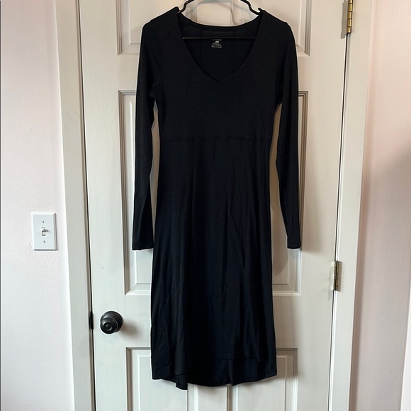 Horny Toad Long sleeve Lightweight Black Midi Dress - Size Small - Picture 1 of 12